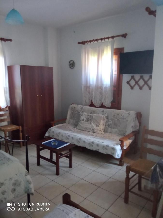 Maravelias Rooms Tríkeri المظهر الخارجي الصورة